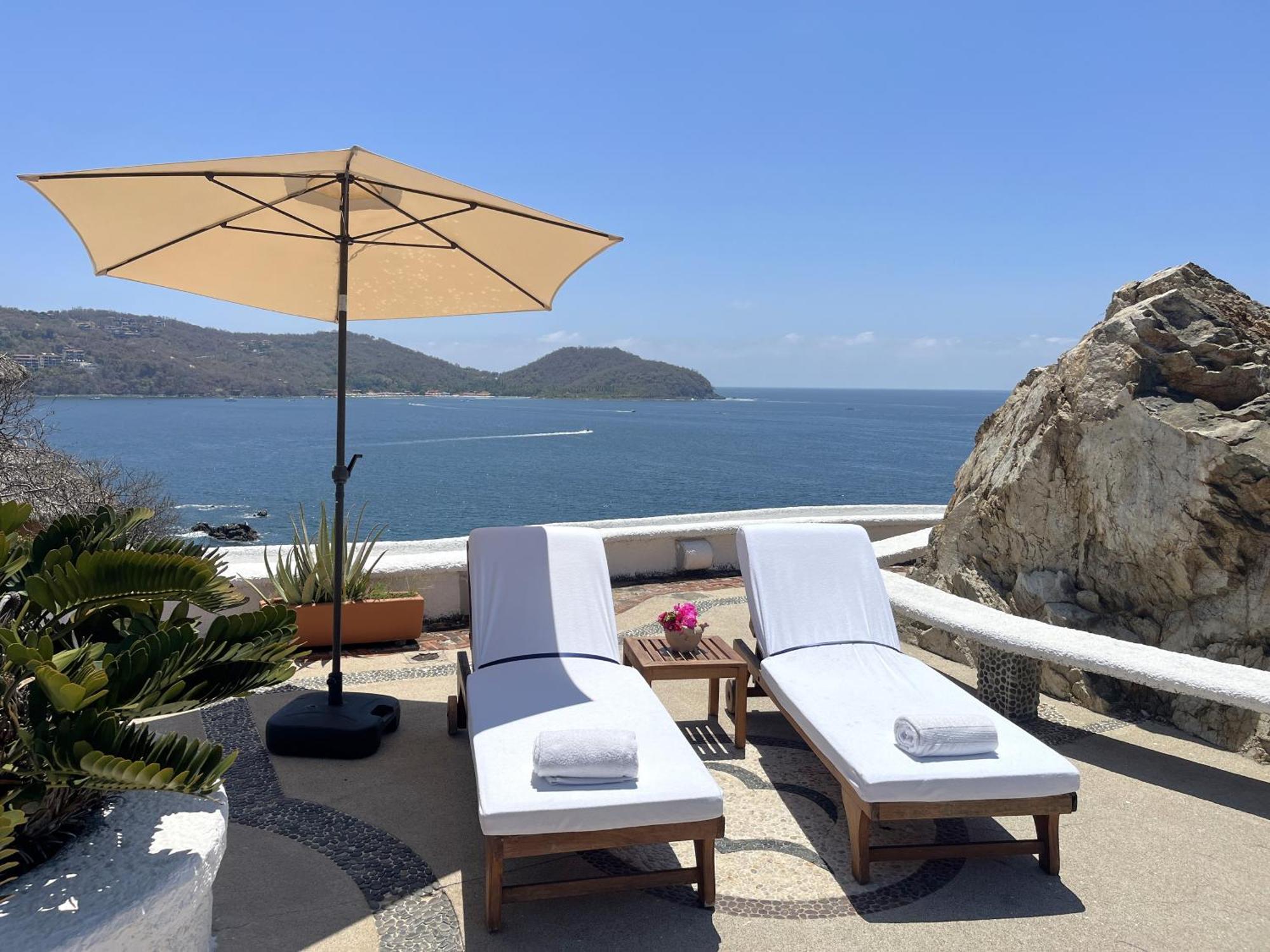 Villa De La Roca Zihuatanejo Esterno foto